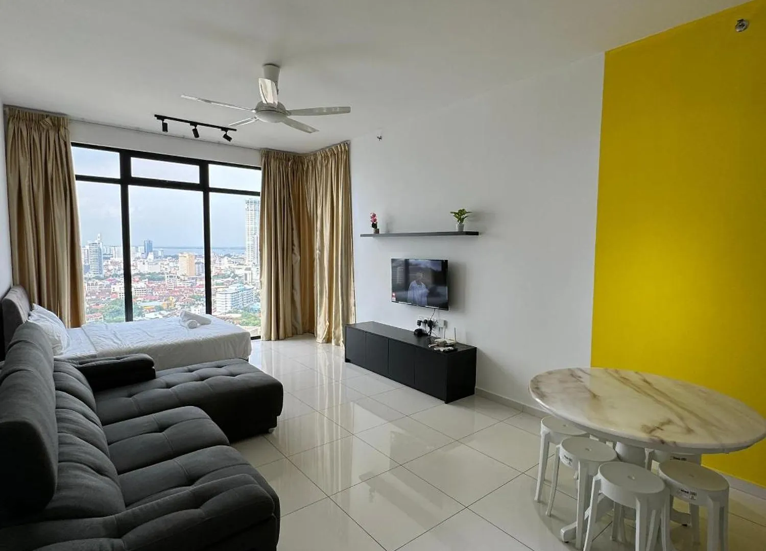 Apartment Cozy Comfort- Beacon Executives Suite George Town Malaysia